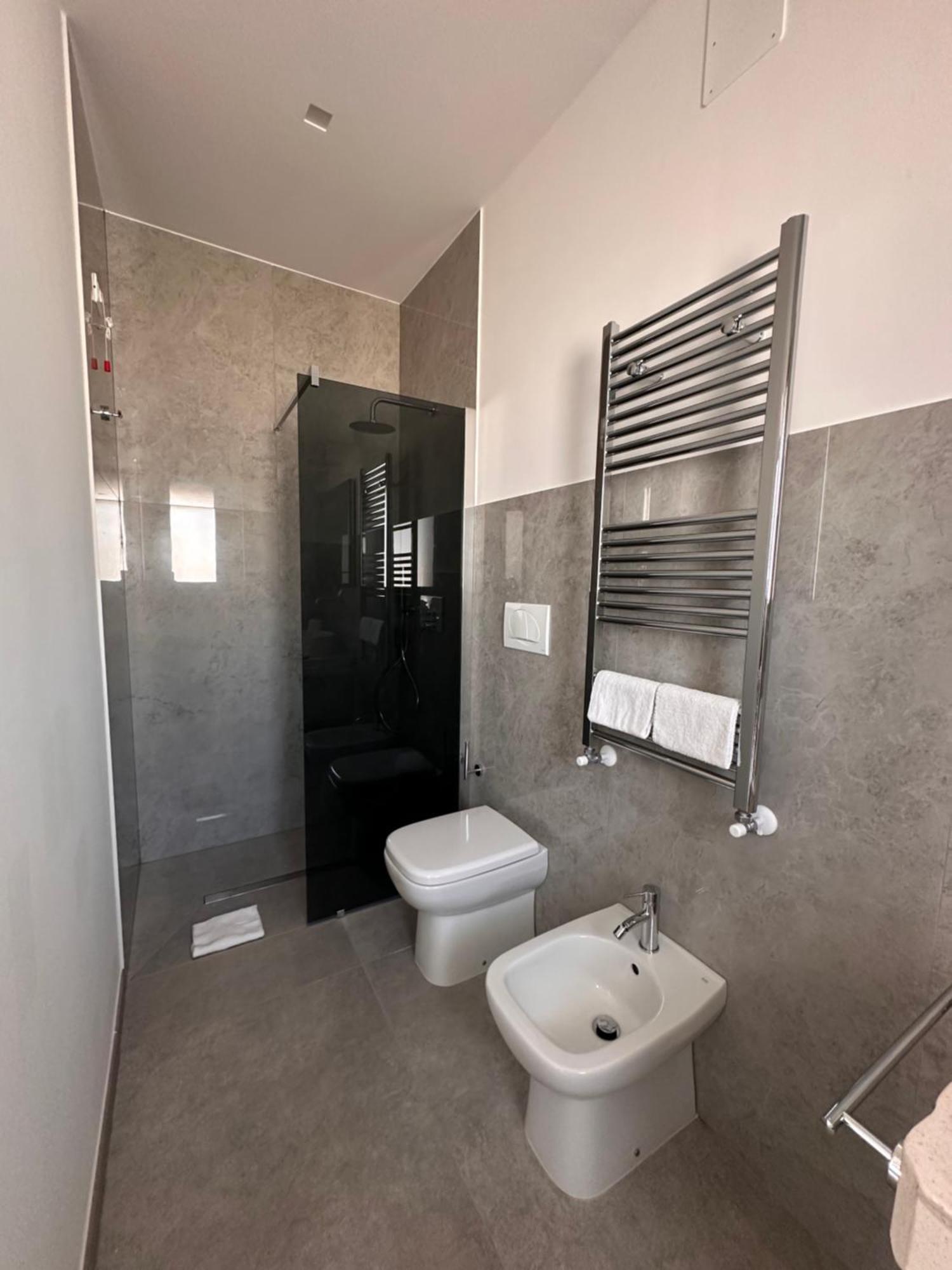 B&B Casa Giulivo Pantanagianni 托雷桑塔萨宾娜 外观 照片